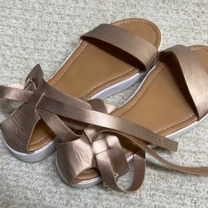 Pierre Dumas Sandals